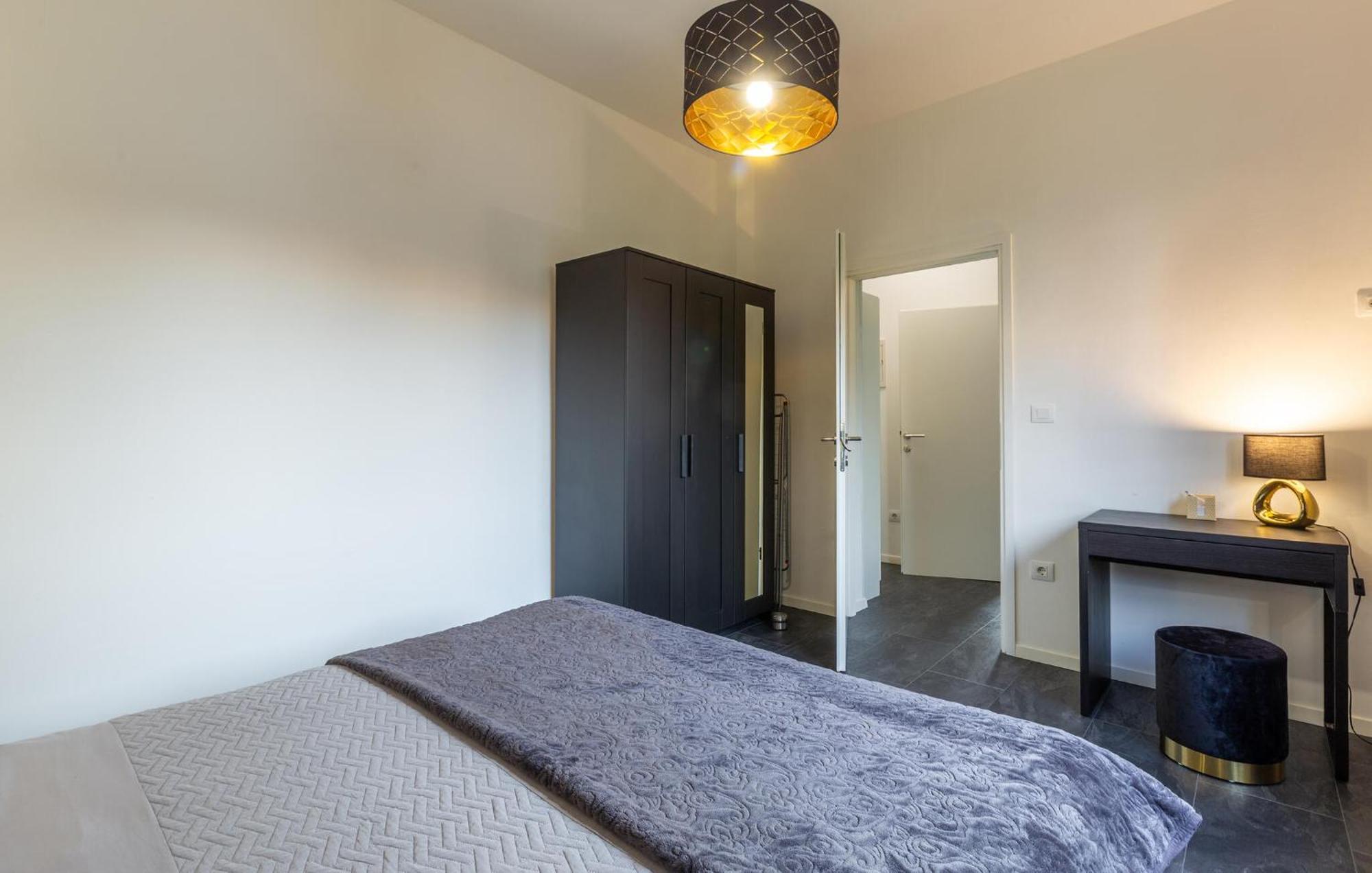 Apartment Lovely In With Kitchen *